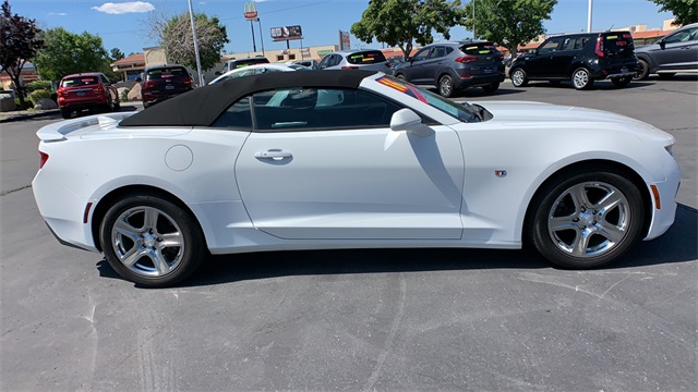 Pre Owned 2016 Chevrolet Camaro 1lt Rwd 2d Convertible